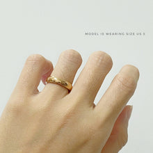 Basic Thick SS Ring (rose gold) - Aisha Wong Accessories