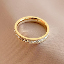 Baguette Band Ring - Gold