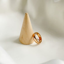 Basic Thick SS Ring (rose gold) - Aisha Wong Accessories