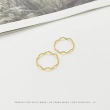 Dainty Texture Wavy Ring Rings