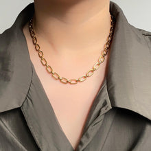 Gold Flat Oval Chain Necklace