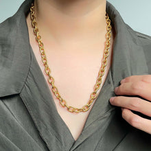 Gold Rolo Textured Chain Necklace