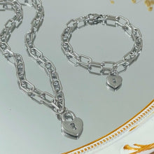 Love Oval Link Necklace Silver