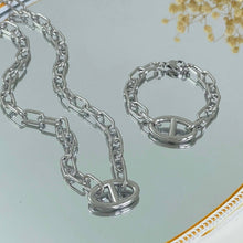 Modern Chunky Chain Bracelet Silver